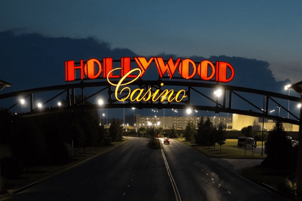 A photo of the entrance to Hollywood Casino